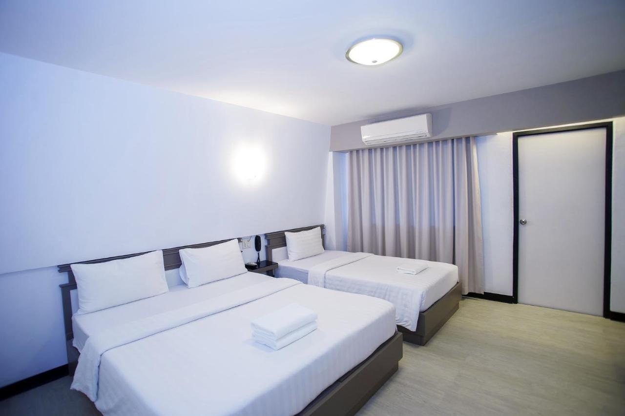 Hi Season Hotel Hatjaj Kültér fotó