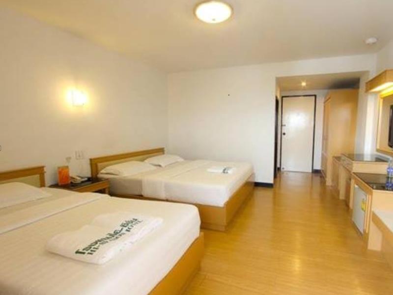 Hi Season Hotel Hatjaj Kültér fotó